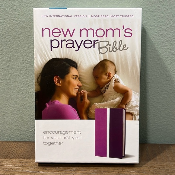 Zondervan Other - Mom’s Prayer Italian Purple Duo-Tone Leather Bible in Box